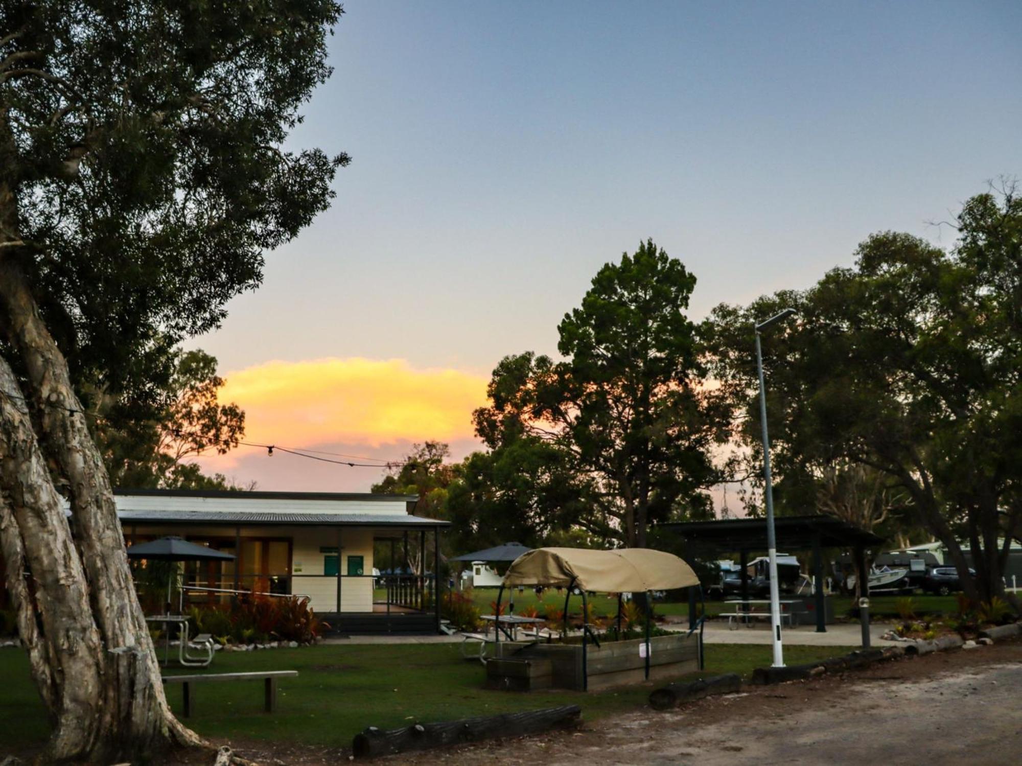 Big4 Breeze Holiday Parks - Rainbow Beach Buitenkant foto